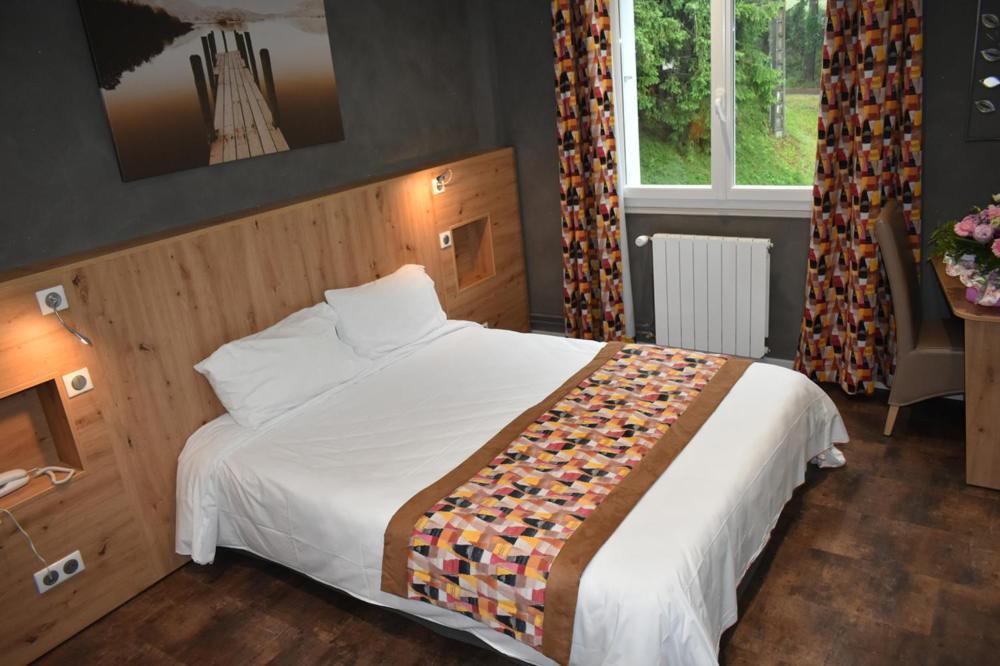 Logis Hotel Beau Site Loubaresse  Bagian luar foto