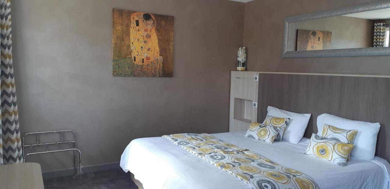 Logis Hotel Beau Site Loubaresse  Bagian luar foto