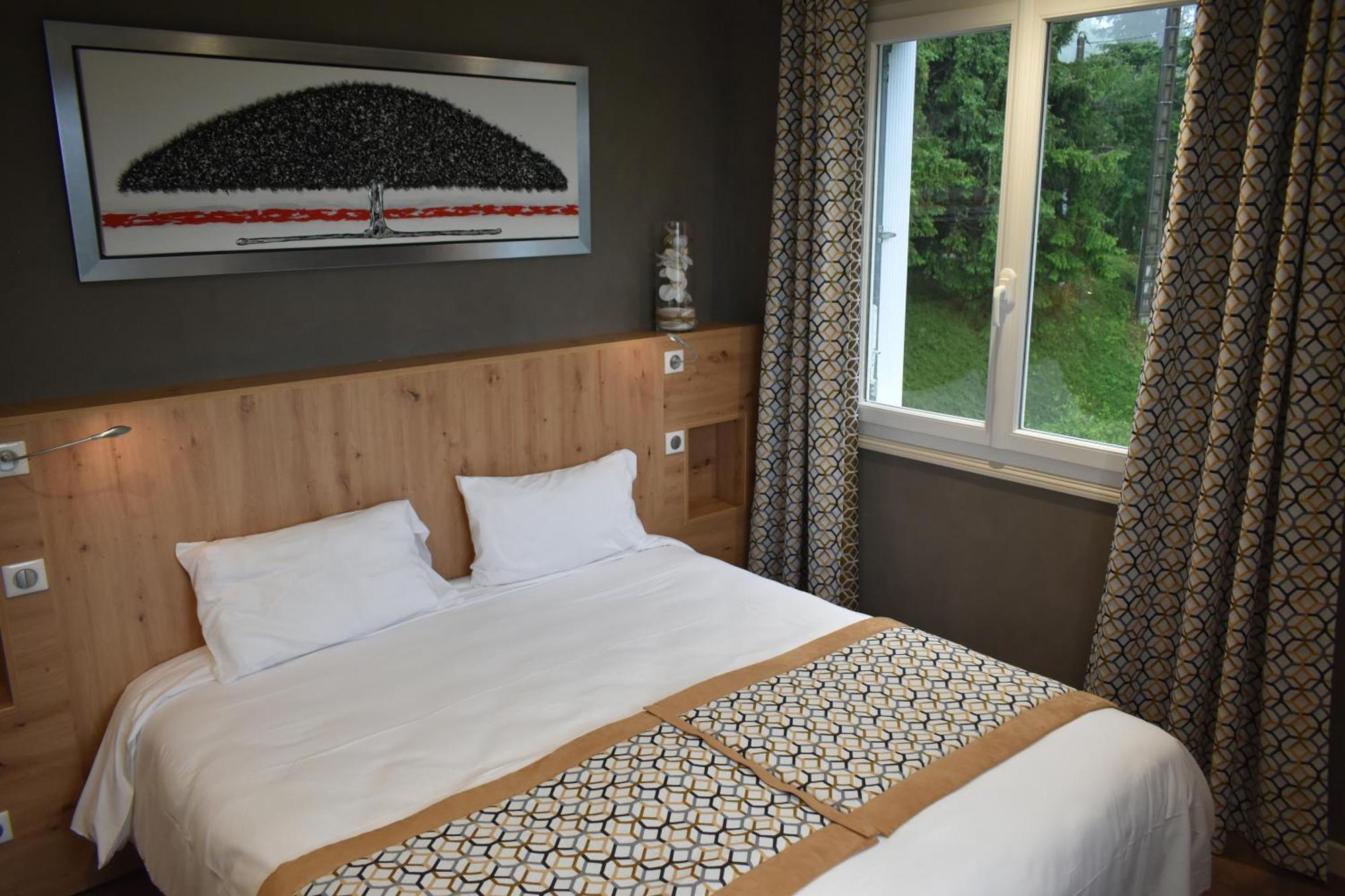 Logis Hotel Beau Site Loubaresse  Bagian luar foto